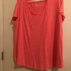 Women's Bright Pink T-shirt